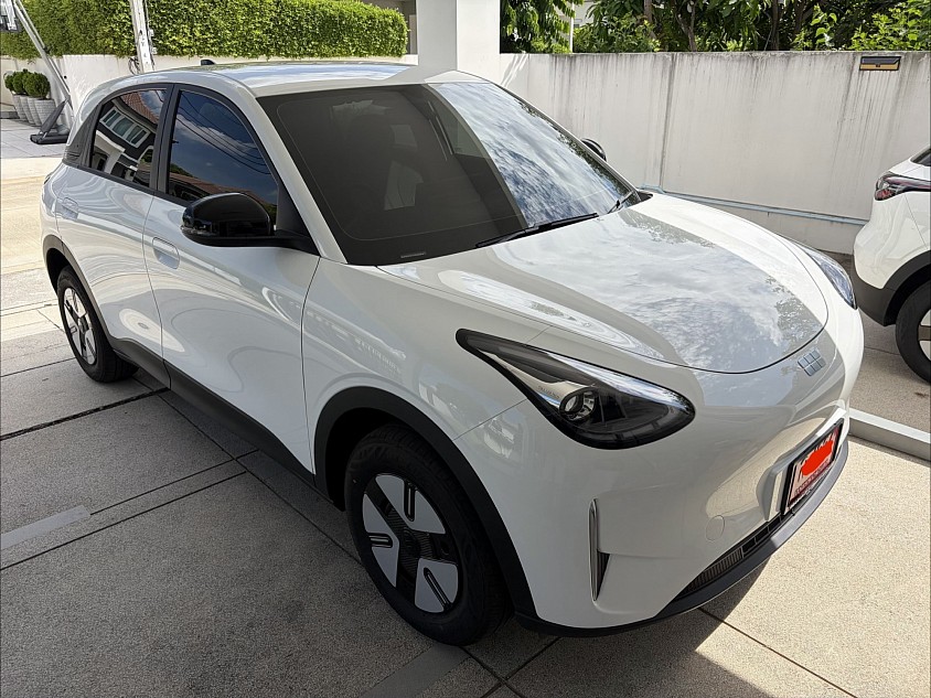 Geely EX2 pro white